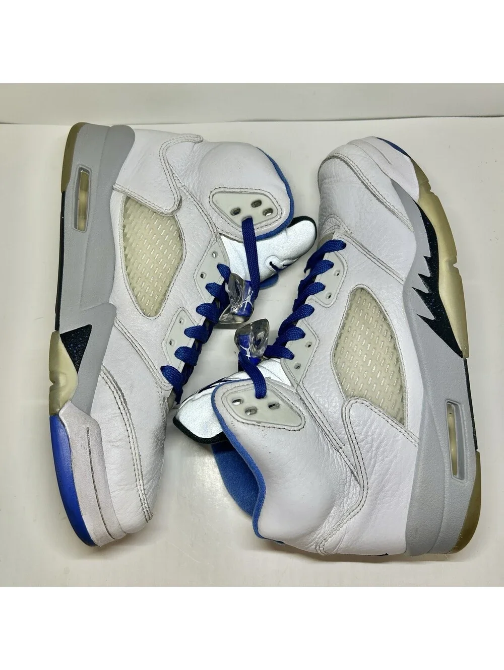 Air Jordan 5 Retro White Stealth 2021 - Size 8 - (DD0587-140)